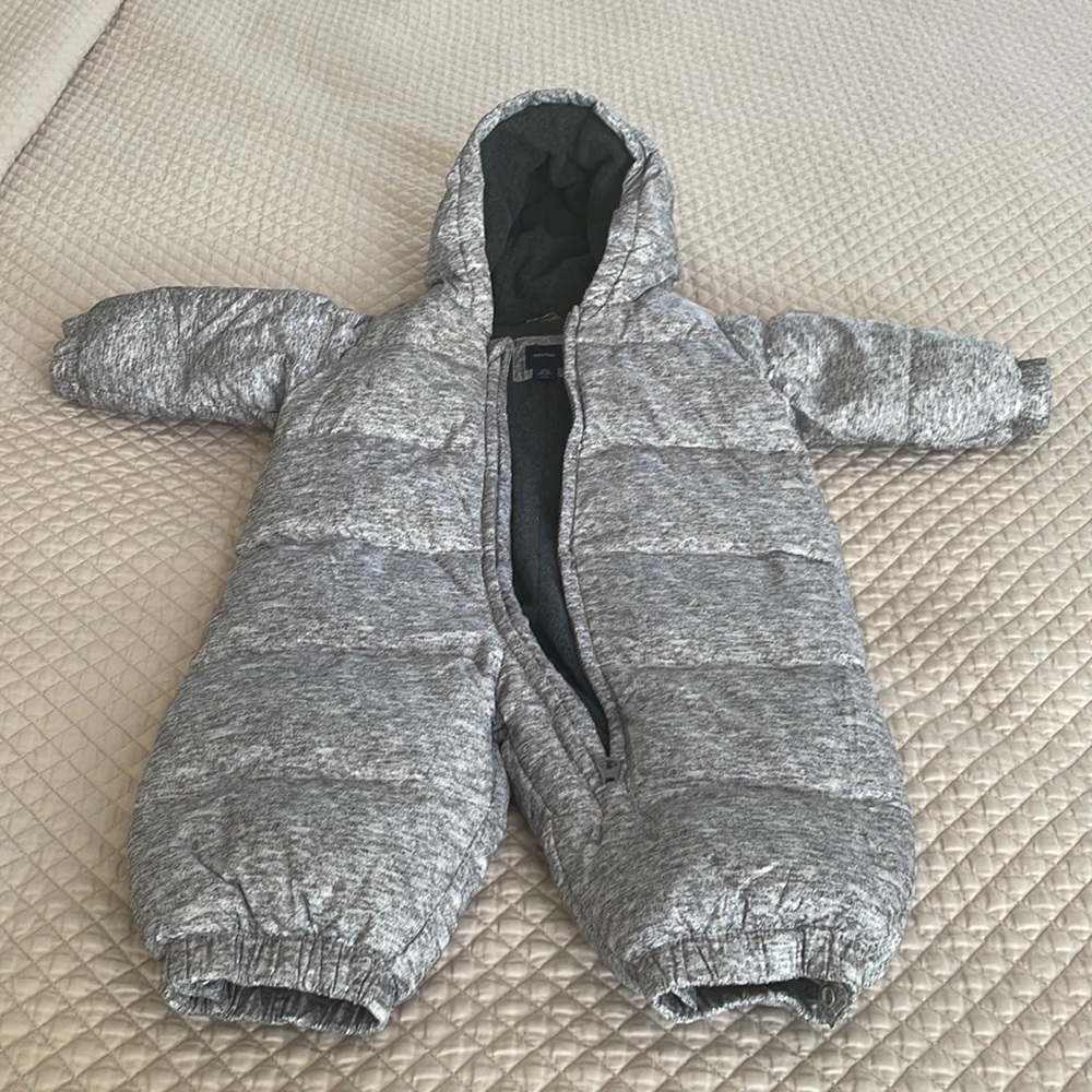 Like new baby gap snow suit